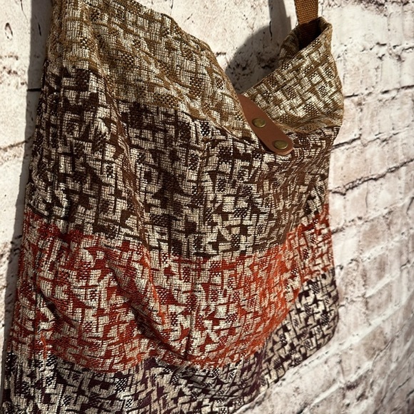 Slouchy Boho Crossbody Bag - Picture 5 of 7